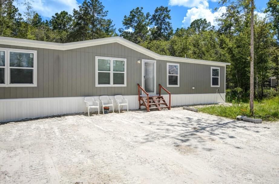 Property Photo:  1040 Gazing Pine Street  TX 77336 