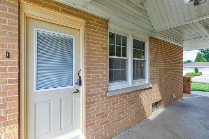 Property Photo:  316 E 22nd Street  IA 50156 