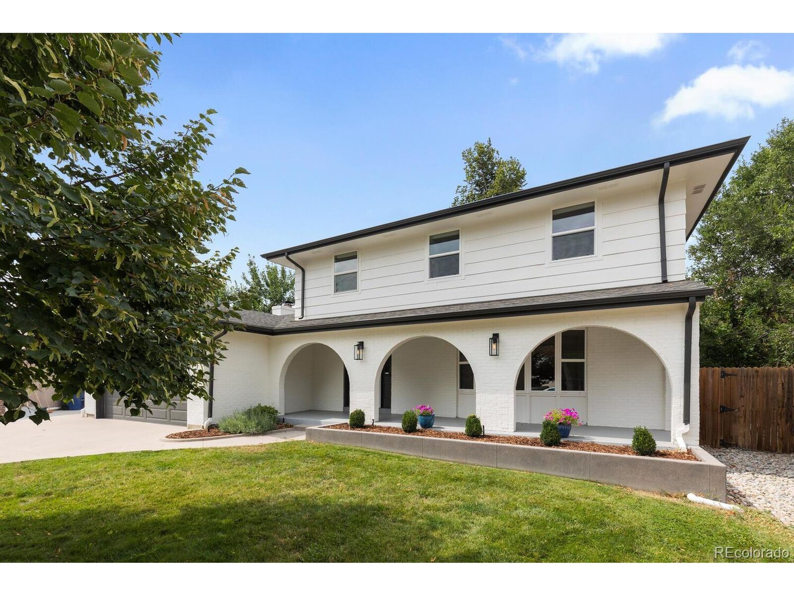 Property Photo: 4018 E Caley Pl CO 80121