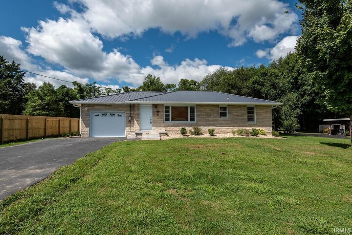 130 S Johnson Avenue  Bloomington IN 47404 photo