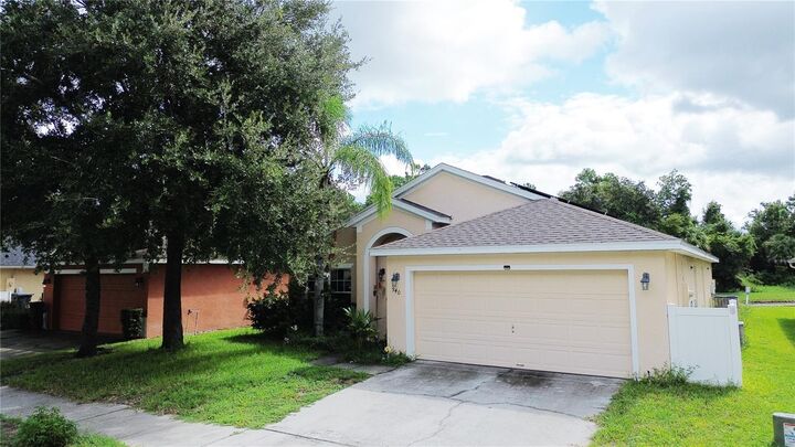 940 Sandy Ridge Drive  Davenport FL 33896 photo