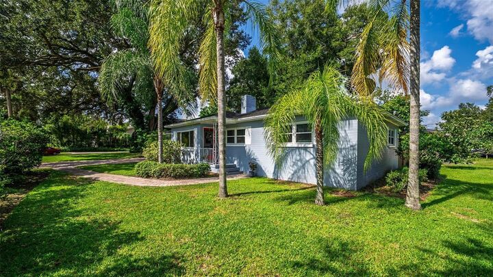Property Photo: 3120 Hargill Drive FL 32806