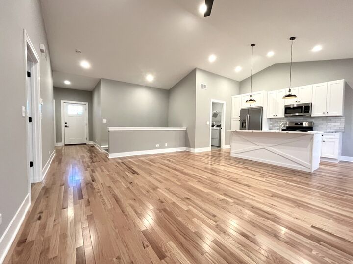 Property Photo: 970 Partridge Circle IL 60152