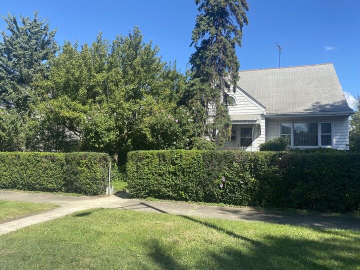 Property Photo:  105 E 24th Street  IL 60411 