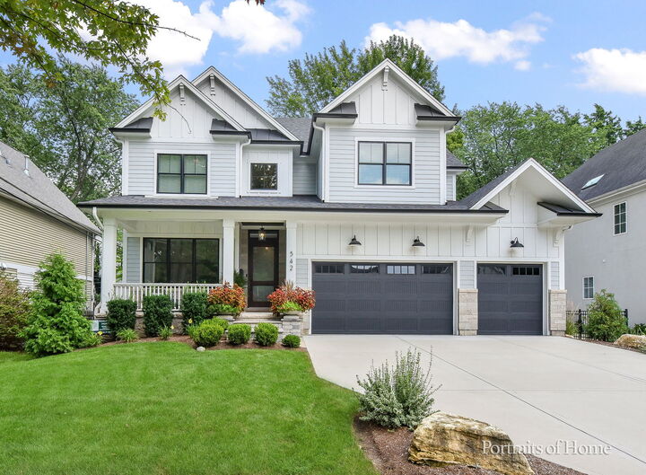 Property Photo:  