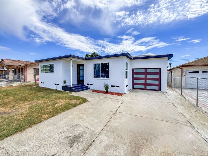 Property Photo:  434 W Poplar Street  CA 90220 