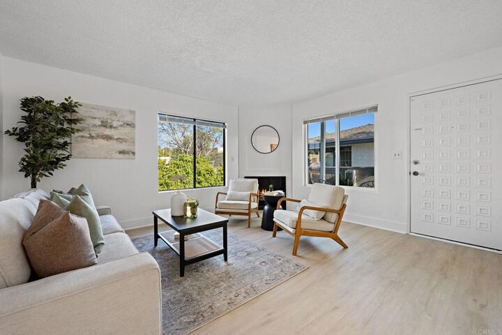 3408 Del Este Way  Oceanside CA 92056 photo