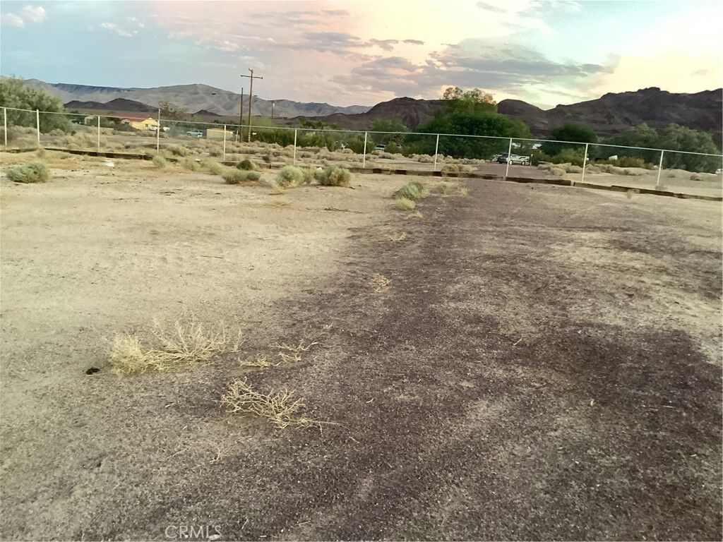 Property Photo:  45985 National Trails Highway  CA 92365 