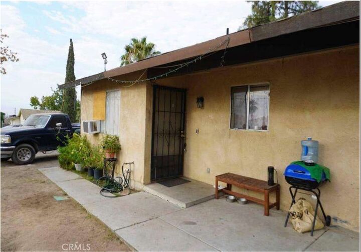 Property Photo: 3815 Mitchell Avenue A,B,C CA 93306