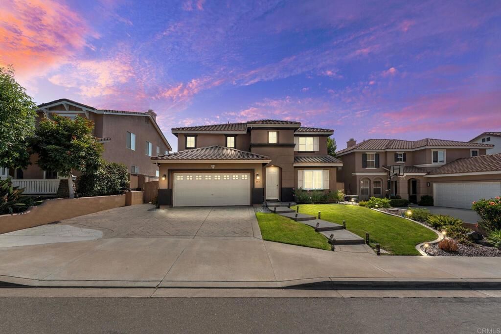 Property Photo: 858 Via Barquero CA 92069