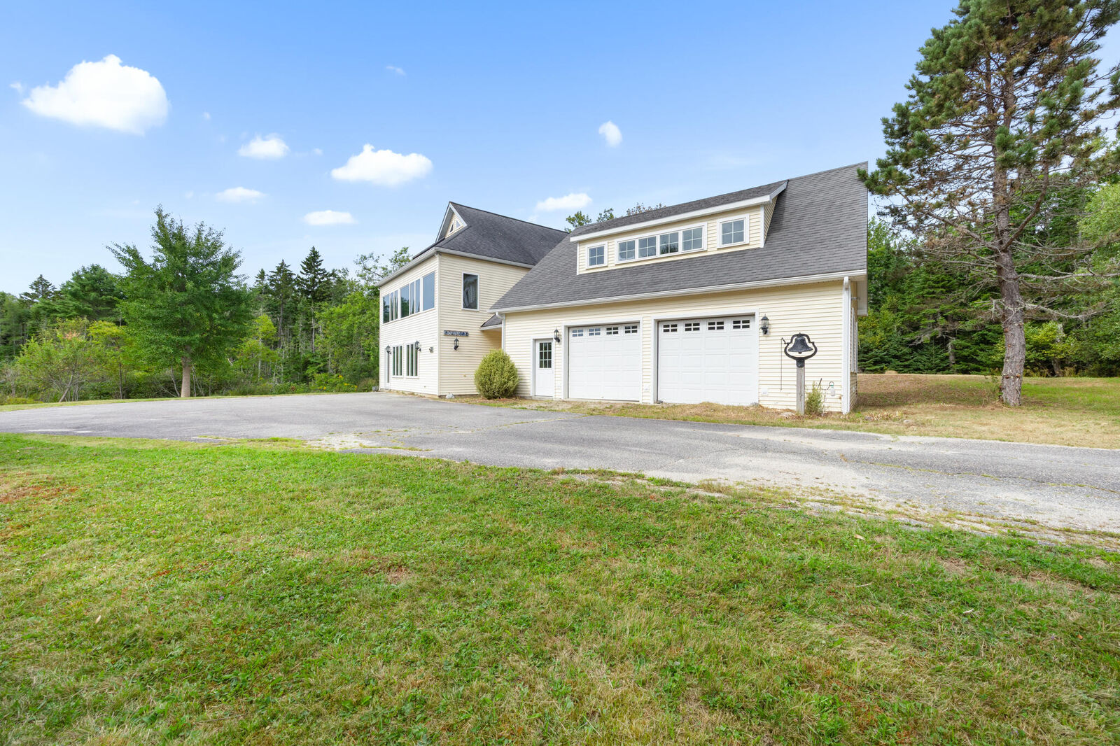 Property Photo:  563 Newbury Neck Road  ME 04684 