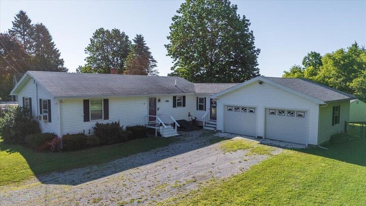 Property Photo:  29 Mechanic Street  ME 04841 