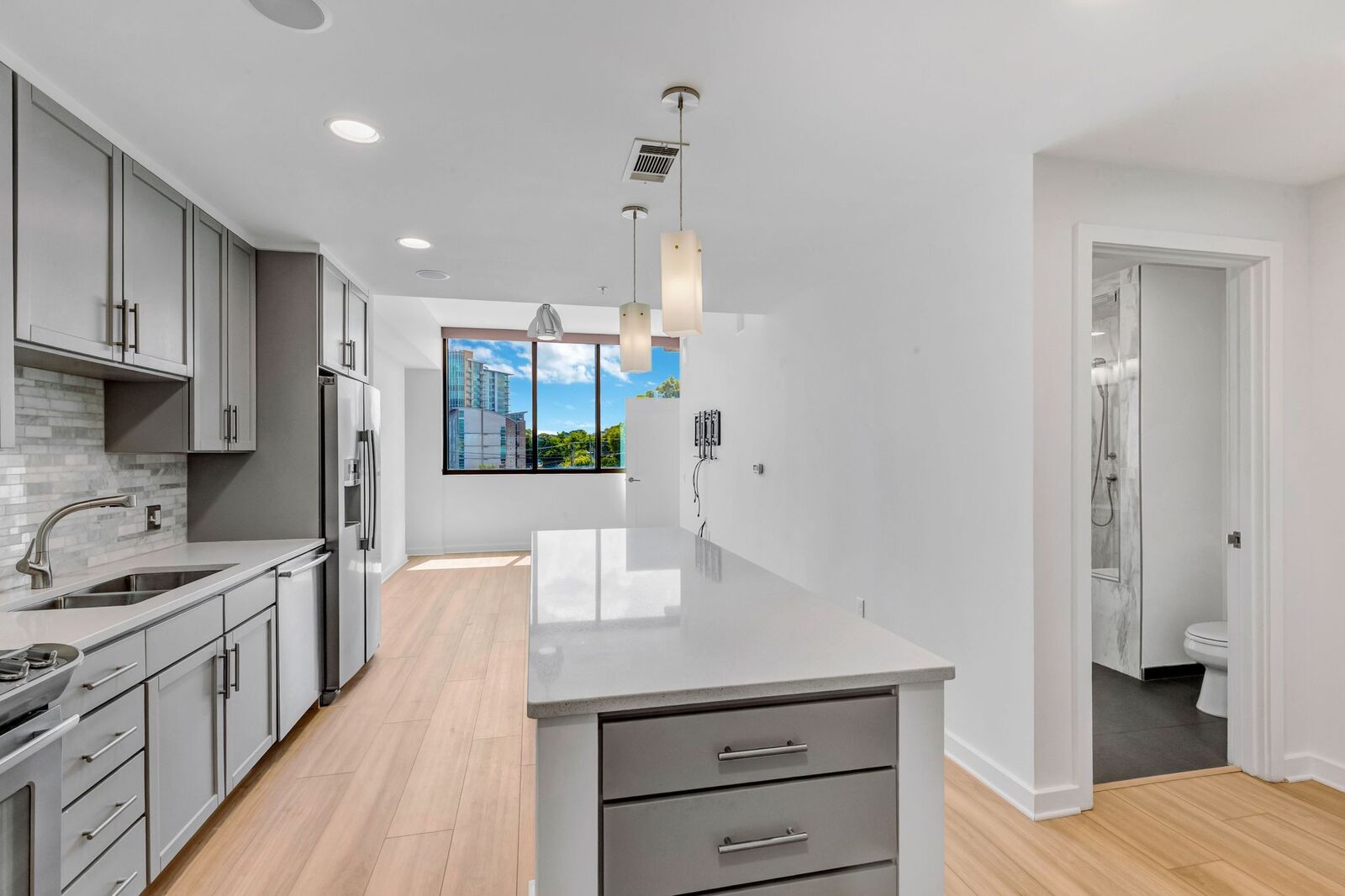 Property Photo:  1212 Laurel St 206  TN 37203 