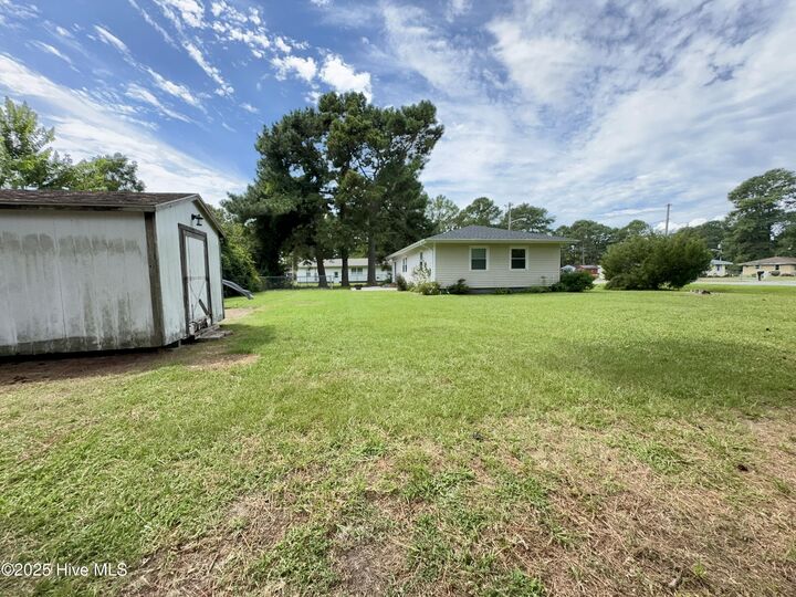 Property Photo: 2001 Savin Road NC 27909