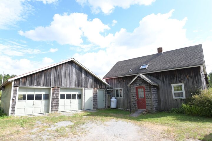 Property Photo: 12 Woodridge Road VT 05446