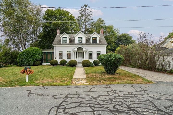 Property Photo:  8 Prospect Street  NH 03773 