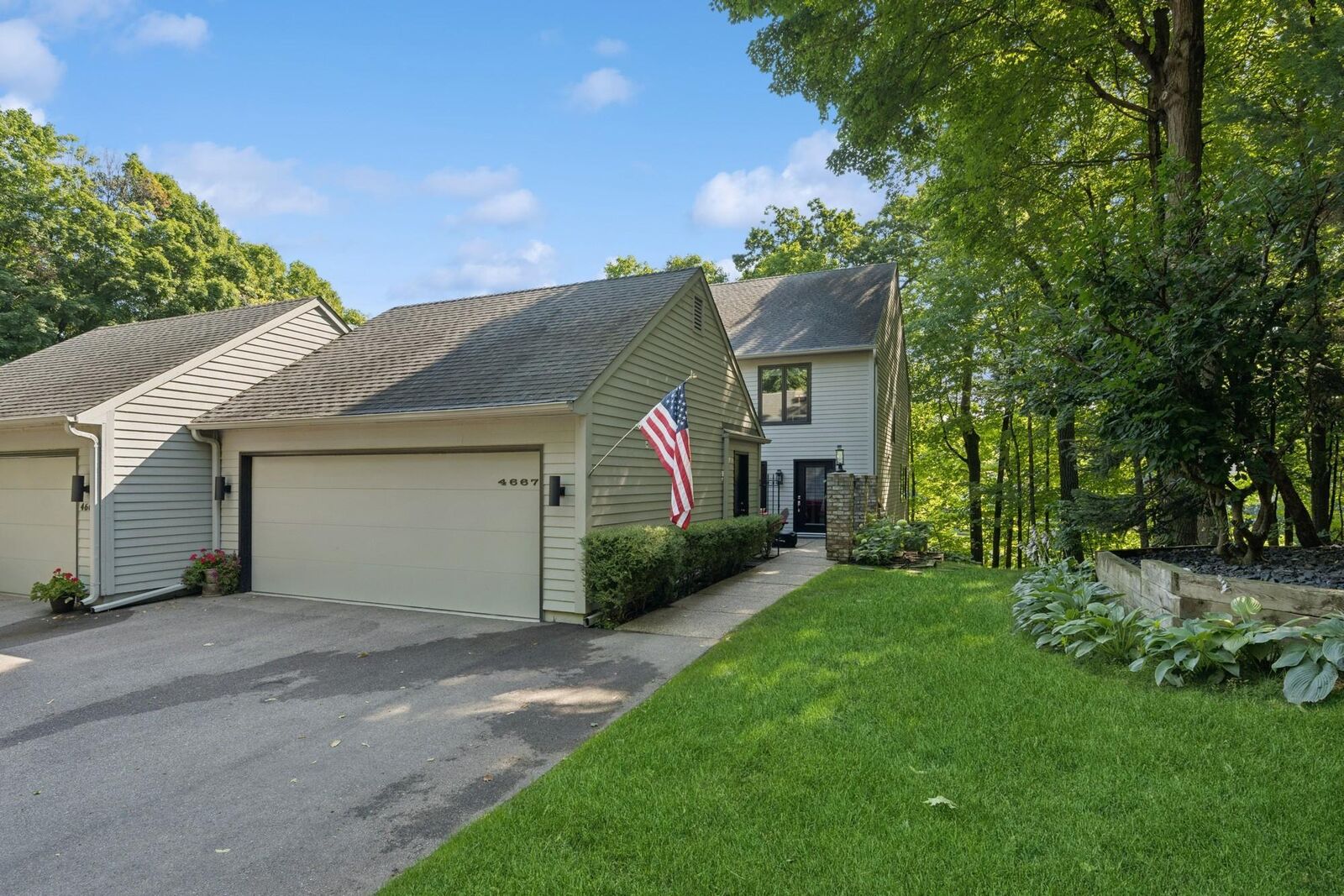Property Photo: 4667 Bayswater Road MN 55331