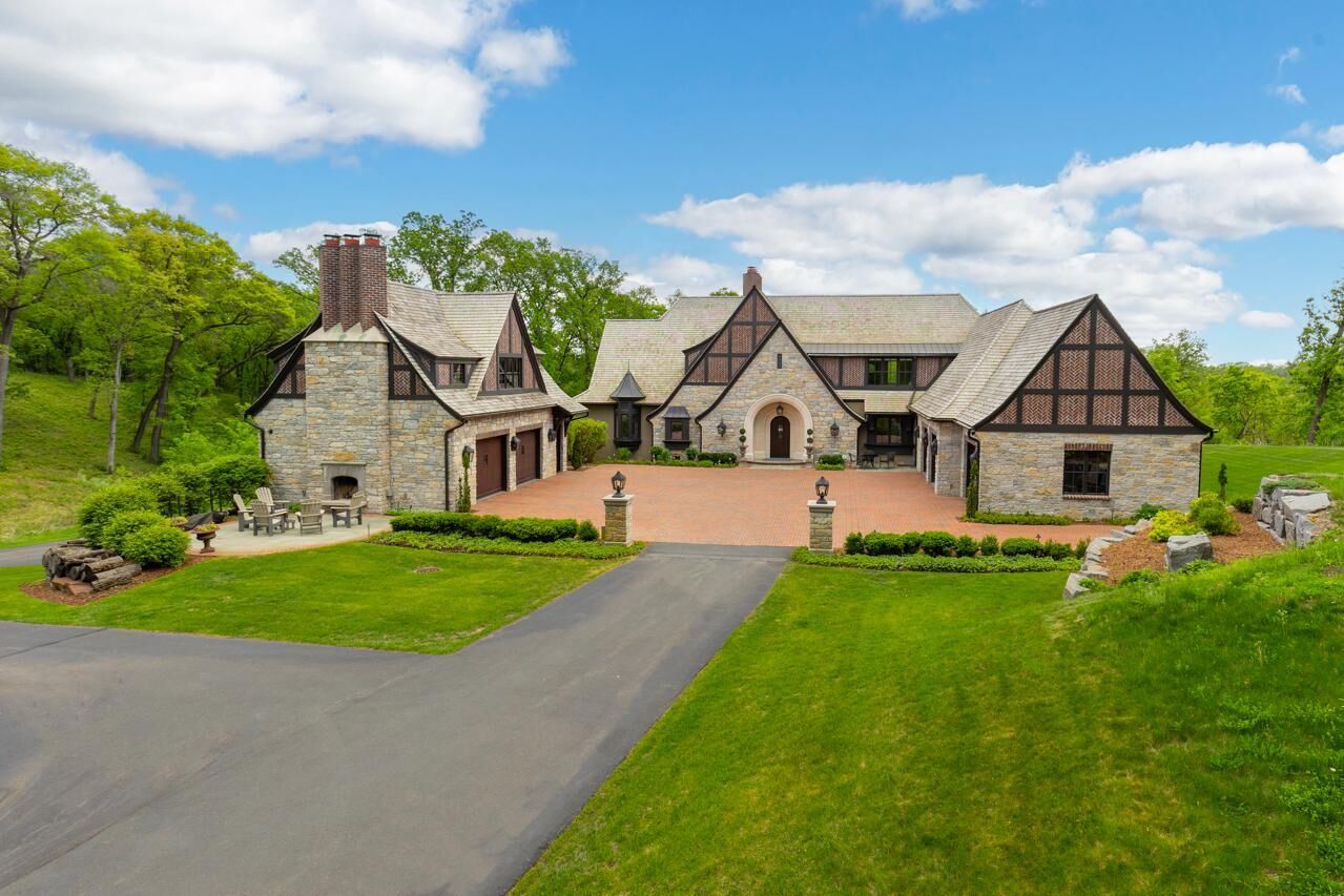 Property Photo: 240 Salem Church Road MN 55118