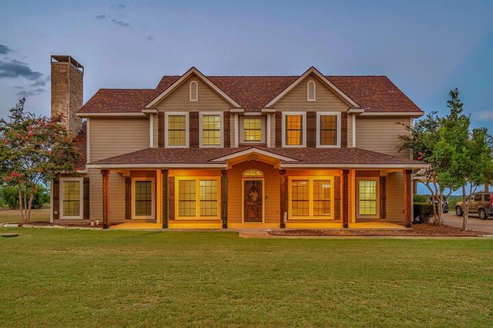 Property Photo: 1810 Longbranch Road TX 76065