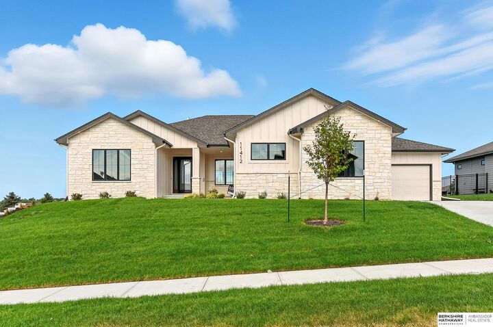 11412 S 124th Street  Papillion NE 68046 photo
