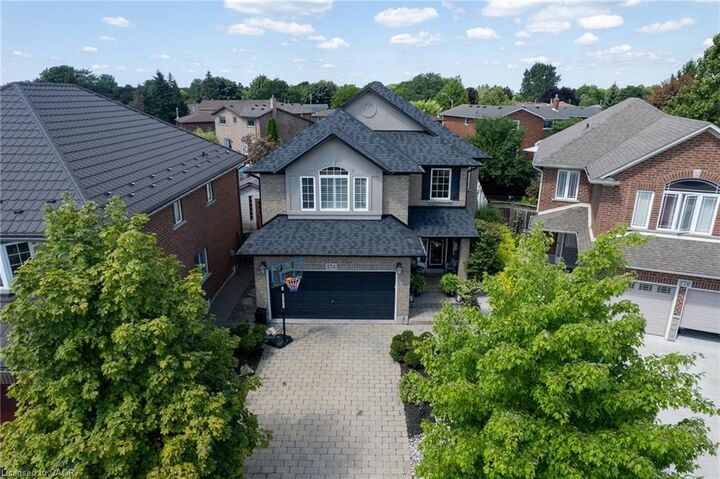 Photo de la propriété:  274 Springvalley Crescent  ON L9C 0B4 