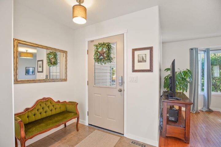 Property Photo:  96 Lamont Close  AB T4R 1R6 