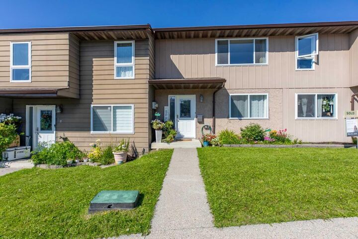 457 Collinge Road 316  Hinton AB T7V 1M2 photo