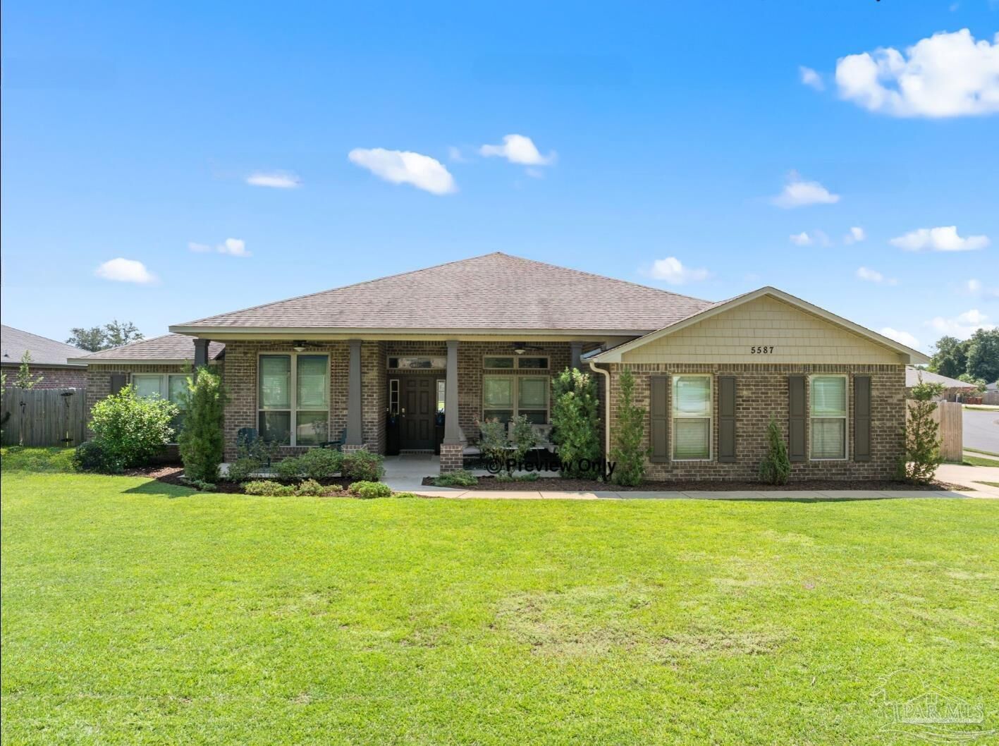 Property Photo:  5587 Mill Race Circle  FL 32571