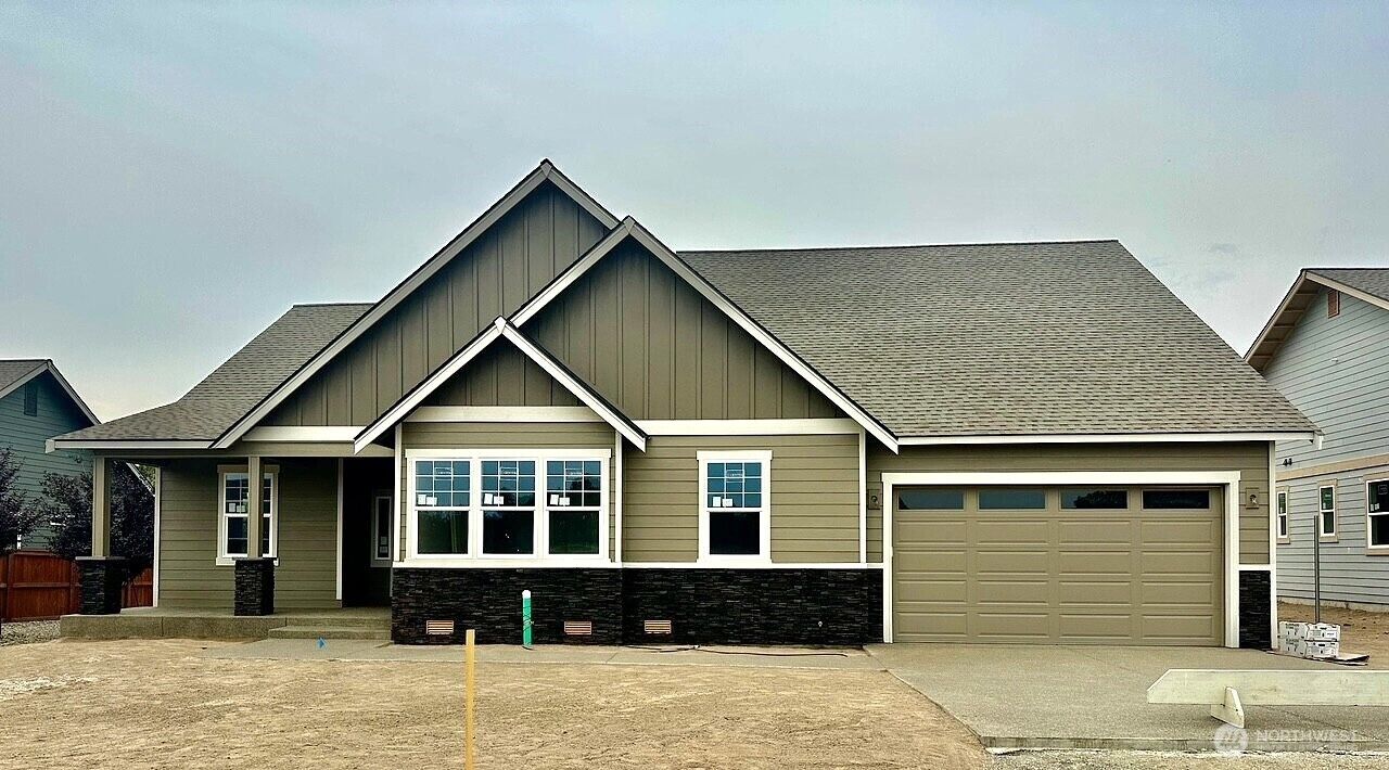 Property Photo:  2513 N Dandelion  WA 98926 