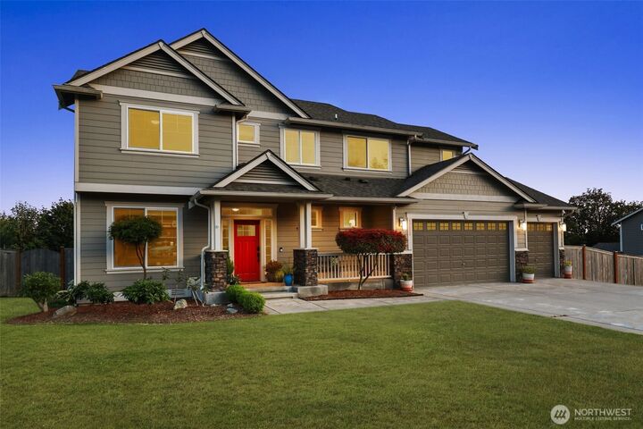 Property Photo: 18420 33rd Place NE WA 98290