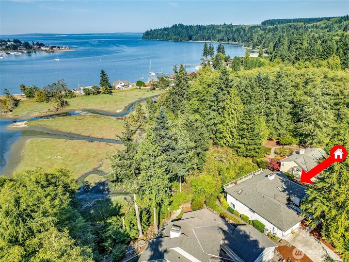 Property Photo: 40 Fairwind Court WA 98365