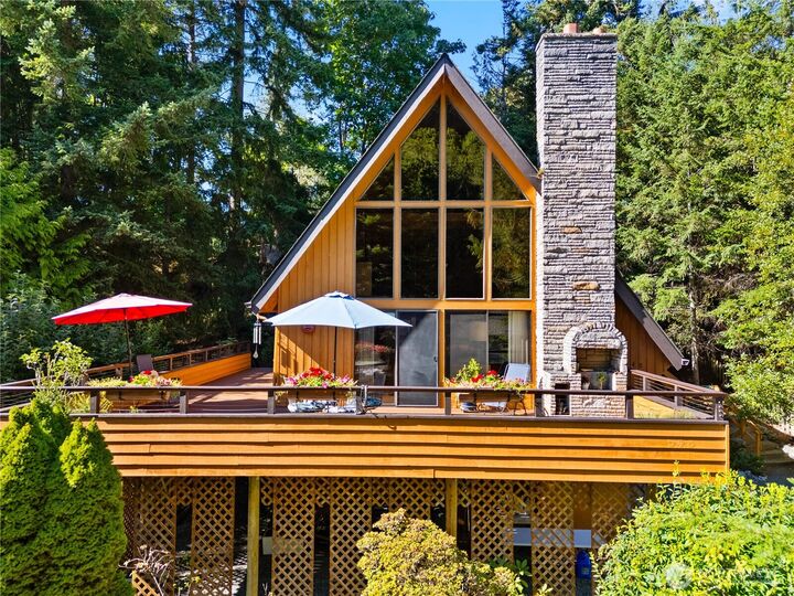 Property Photo: 548 Klamath Drive WA 98257