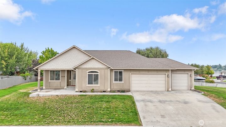 509 N Bluff  West Drive  Moses Lake WA 98837 photo