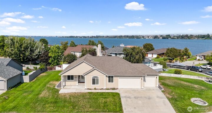 509 N Bluff  West Drive  Moses Lake WA 98837 photo