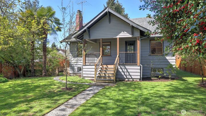 Property Photo: 10735 Whitman Avenue N WA 98133