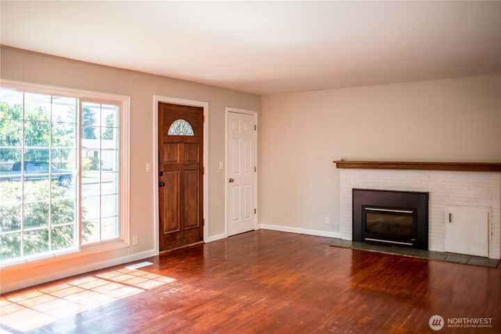 Property Photo: 310 Y Street SW WA 98501
