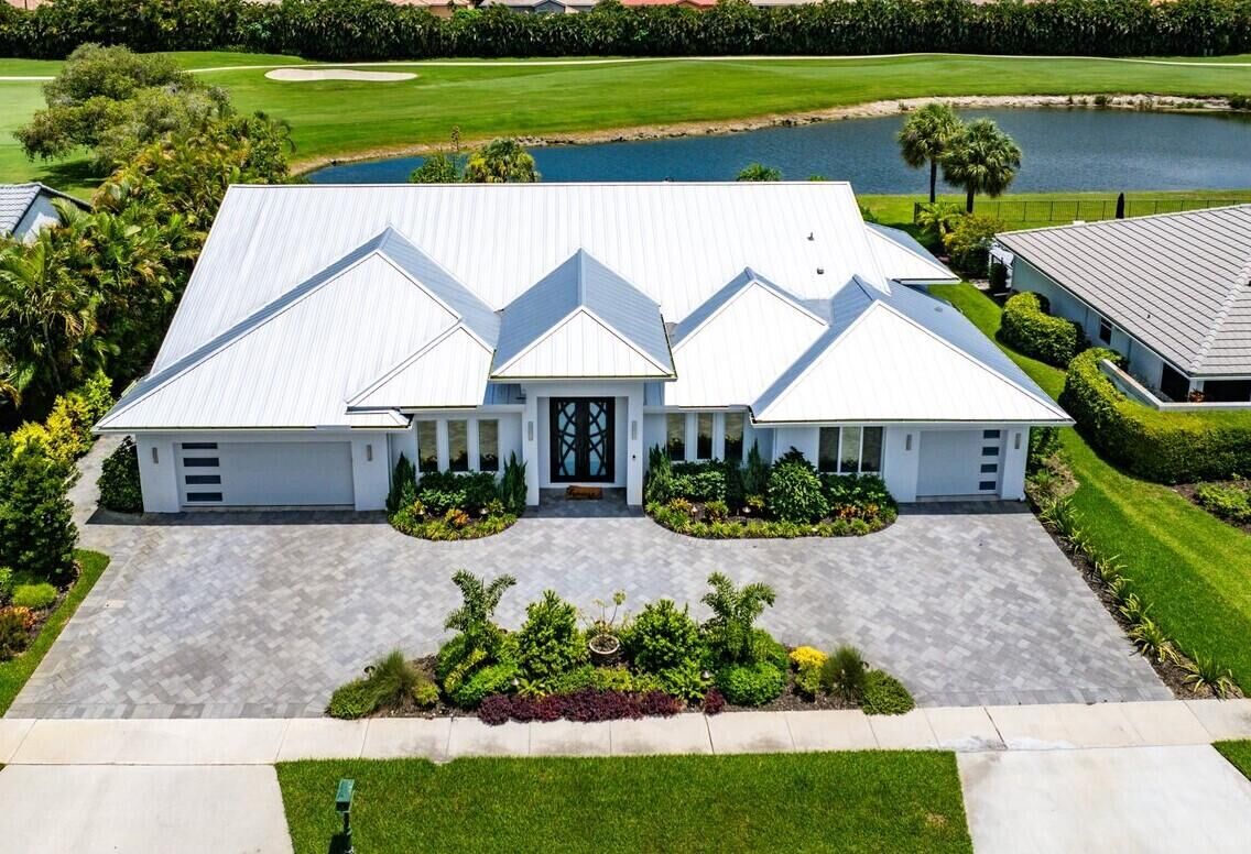 Property Photo: 11164 Boca Woods Lane FL 33428