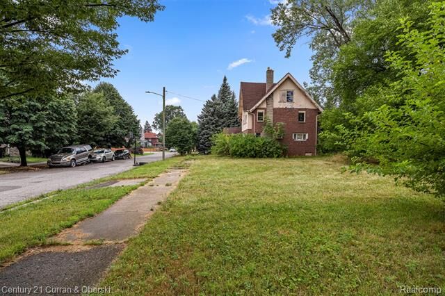 Property Photo: 411 King Street MI 48202