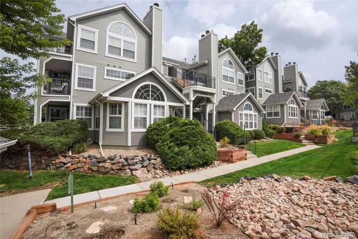 Property Photo: 6702 S Ivy Way B6 CO 80112