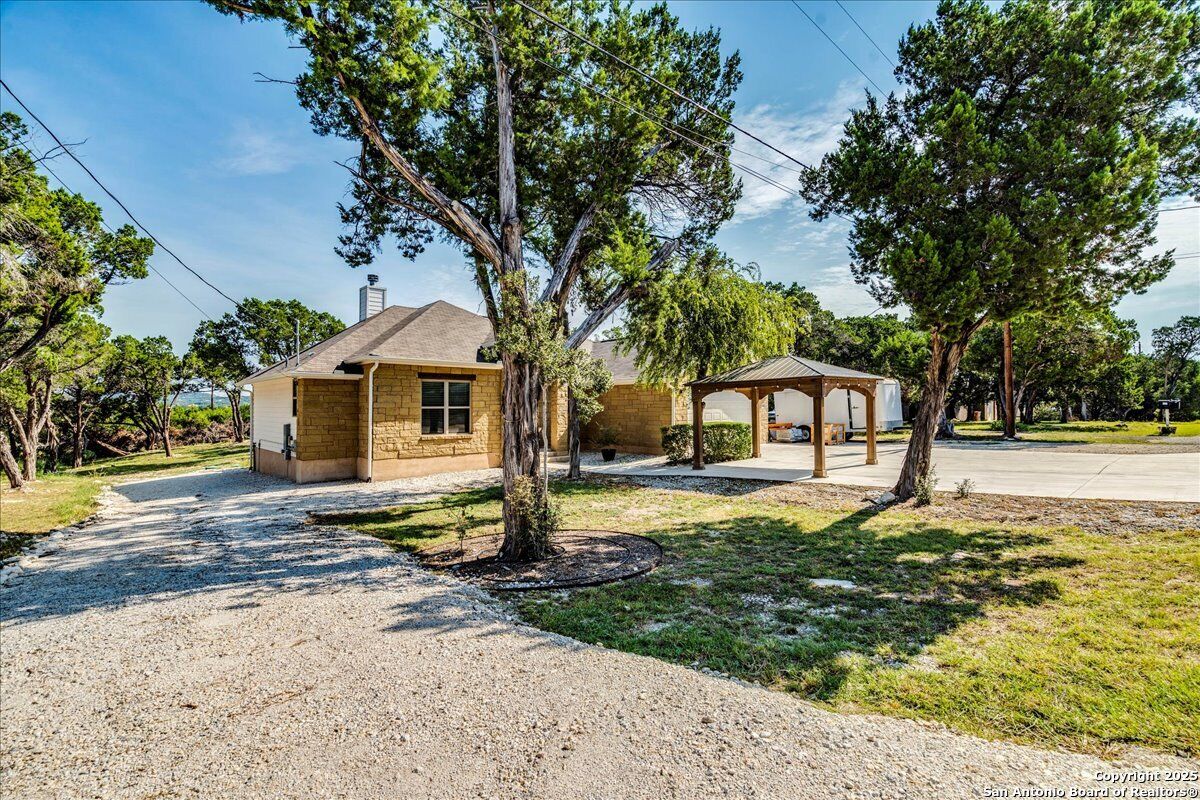 Property Photo:  267 Eagle Rock  TX 78070