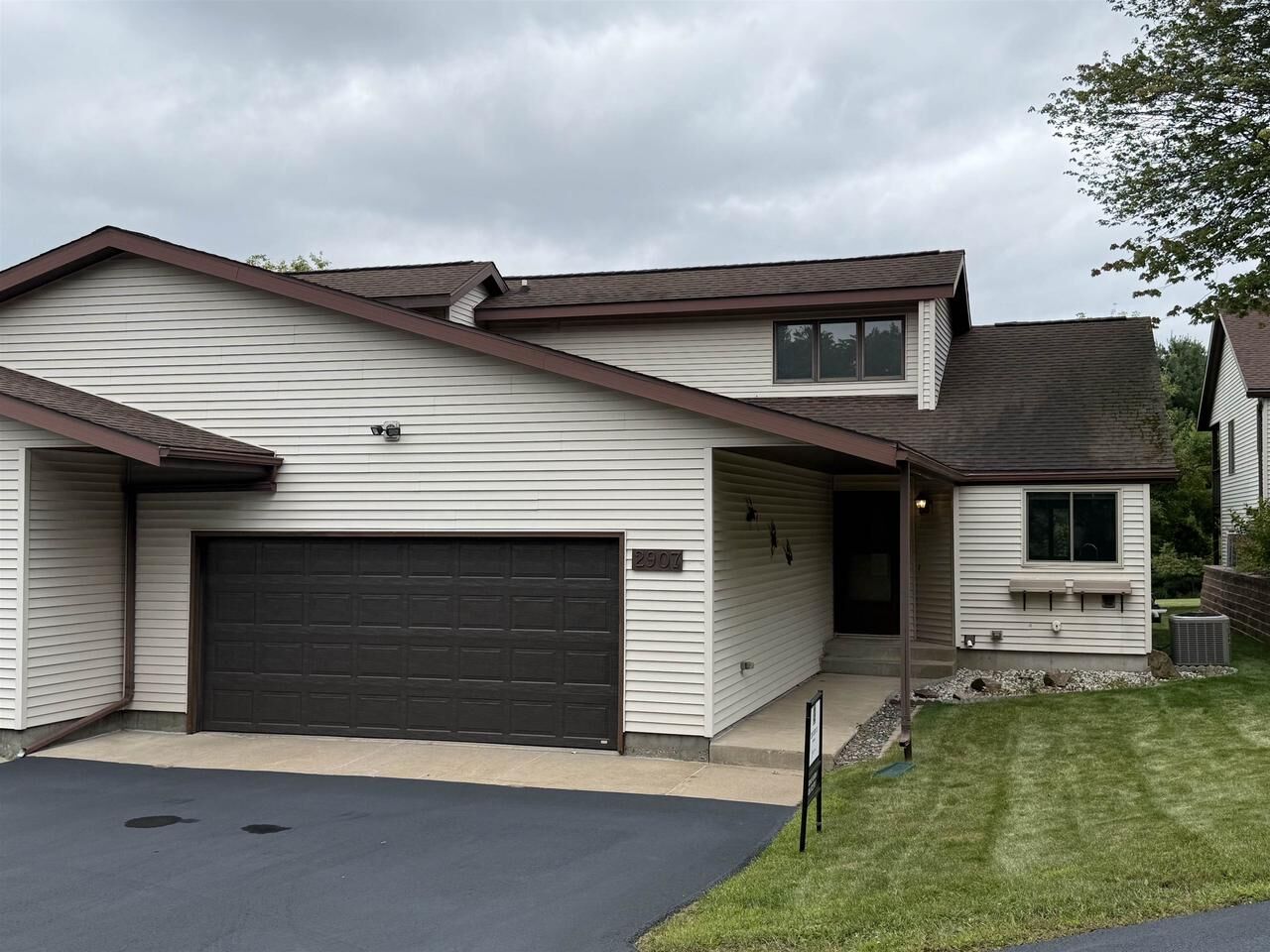 Property Photo:  2907 Westhill Drive  WI 54401 