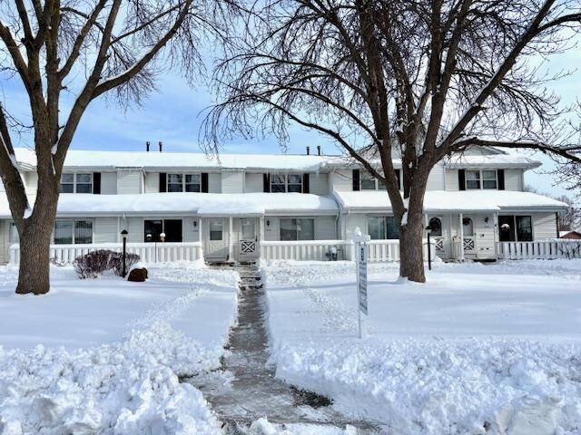 Property Photo:  1444 Canyon Drive 11  WI 53546 