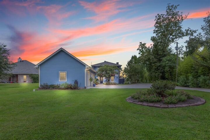 Property Photo: 159 Gahagan Lane LA 70611