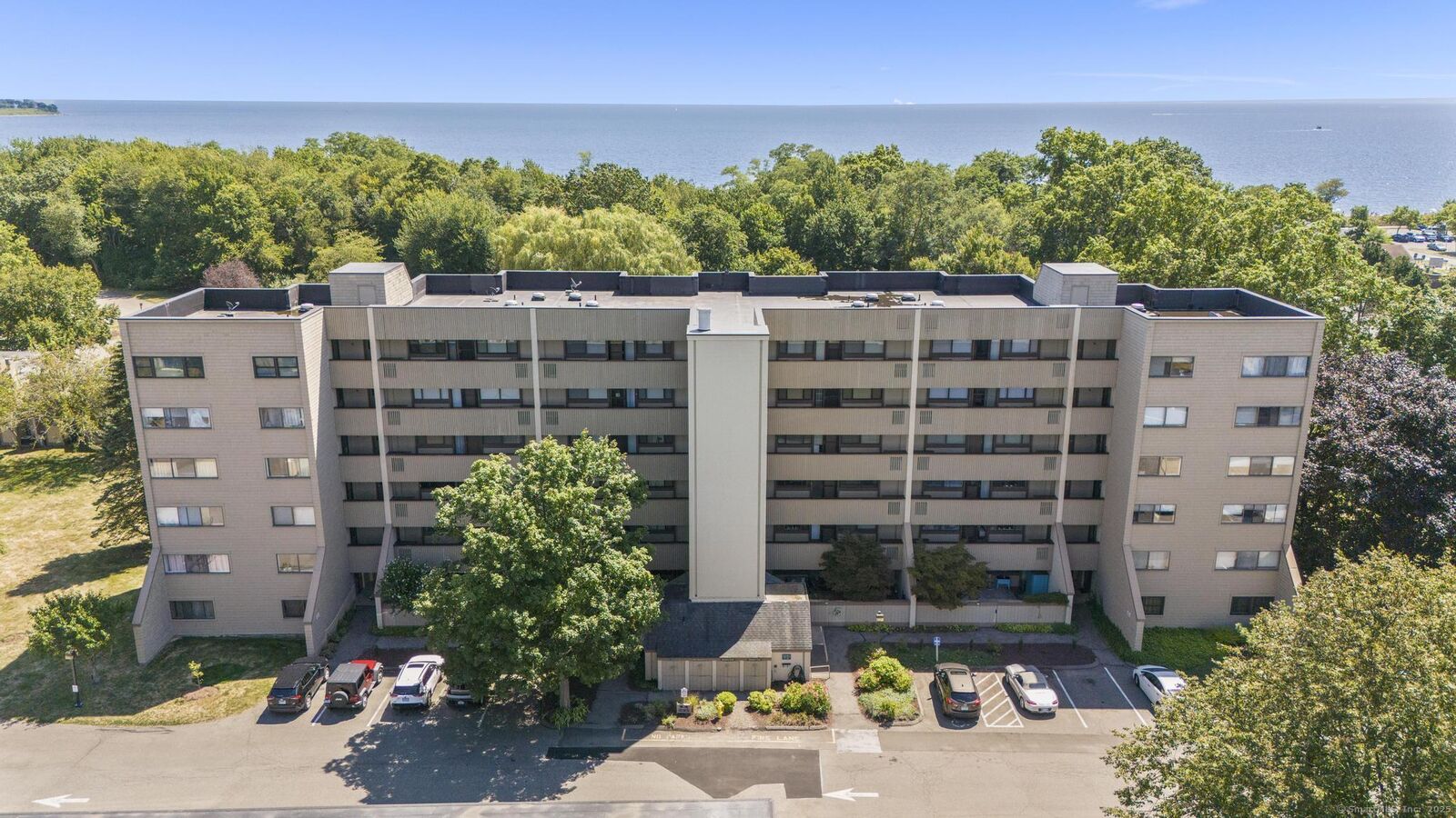 Property Photo: 85 Viscount Drive A41 CT 06460