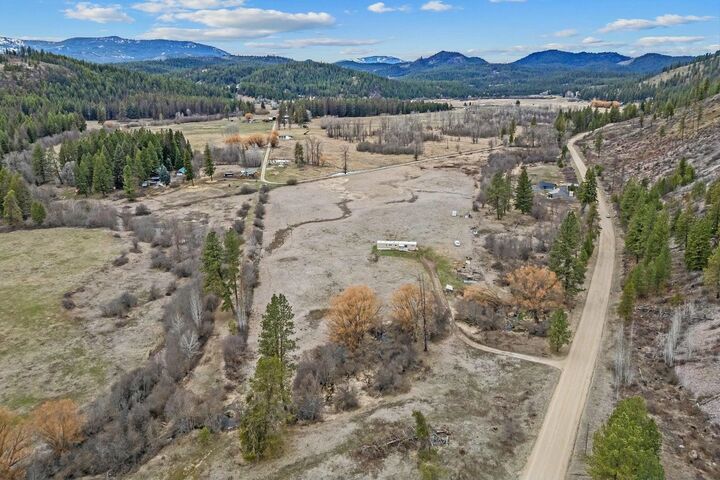 Property Photo: 3032 Wrights Valley Rd WA 99109