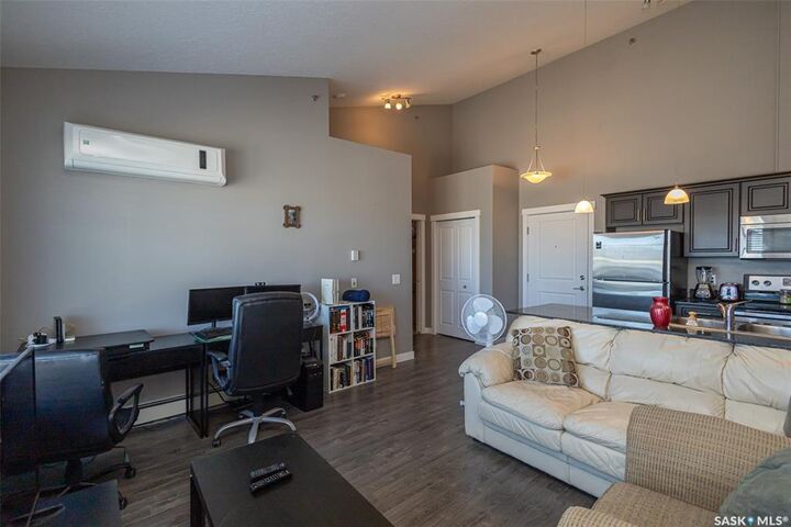 Property Photo: 714 Hart Road 408 SK S7M 1L2