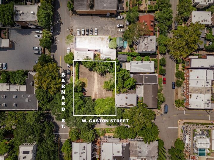 205 W Gaston Street  Savannah GA 31401 photo
