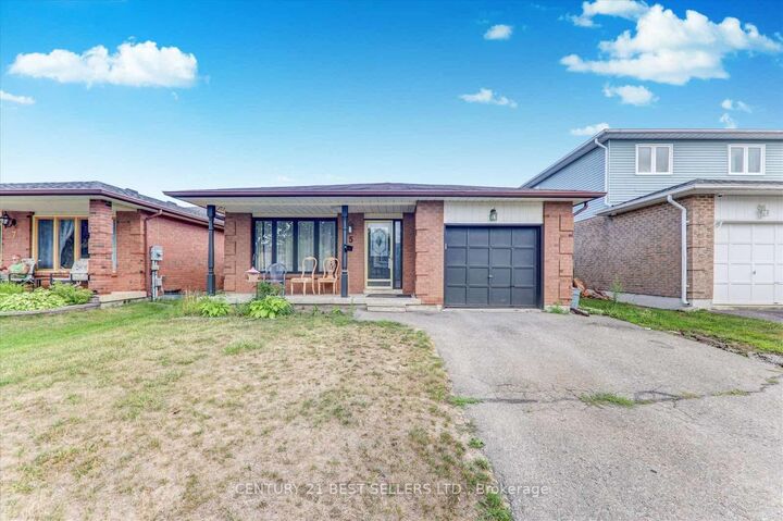 Property Photo: 5 Hartsfield Drive ON L1E 1M5