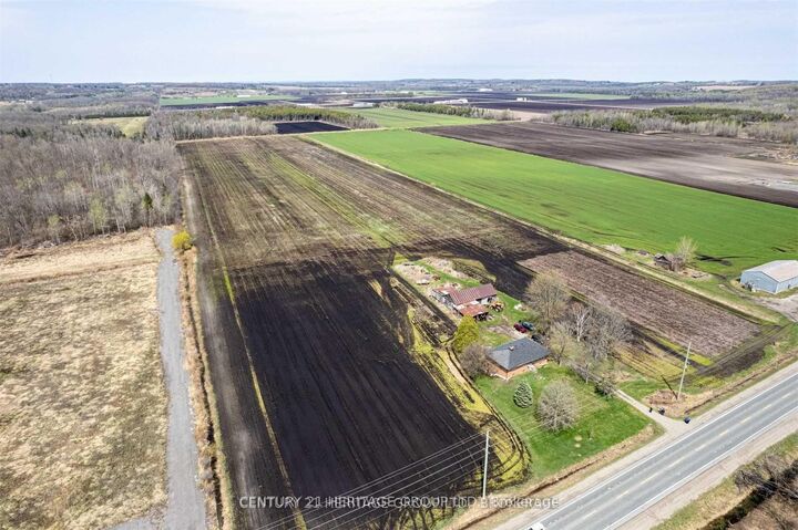 Photo de la propriété: 3194 County Road 89 N/A ON L0L 1L9