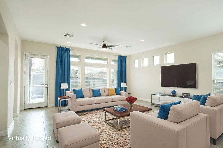 Property Photo: 204 Blue Spruce Way TX 78664